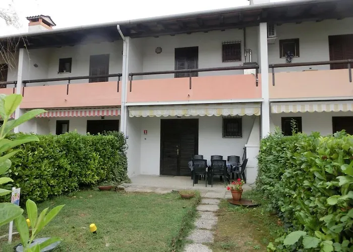 Two-bedroom With Private Garden * Bibione