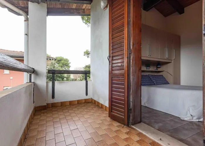 Two-bedroom With Private Garden Lägenhet *